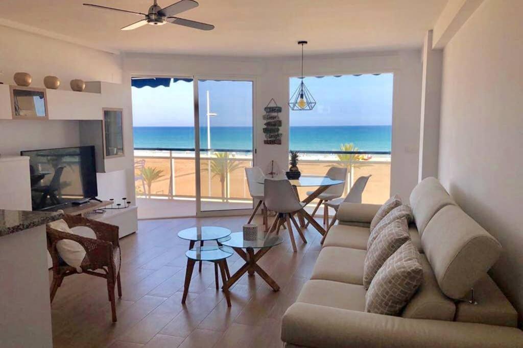 Playa De Gandia 1Ere Ligne El Galeon Apartment Ngoại thất bức ảnh